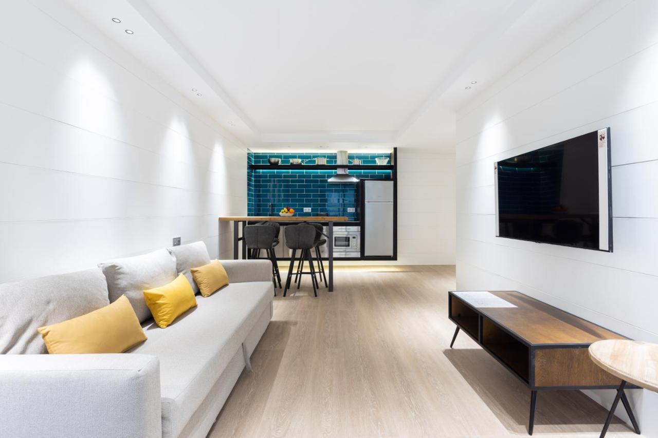 Home2book Elegant Cruz Center